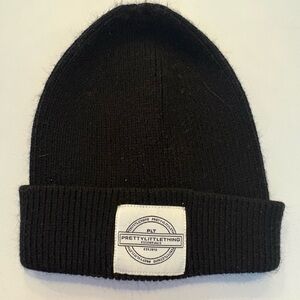 PrettyLittleThing Classic Black Knit Beanie